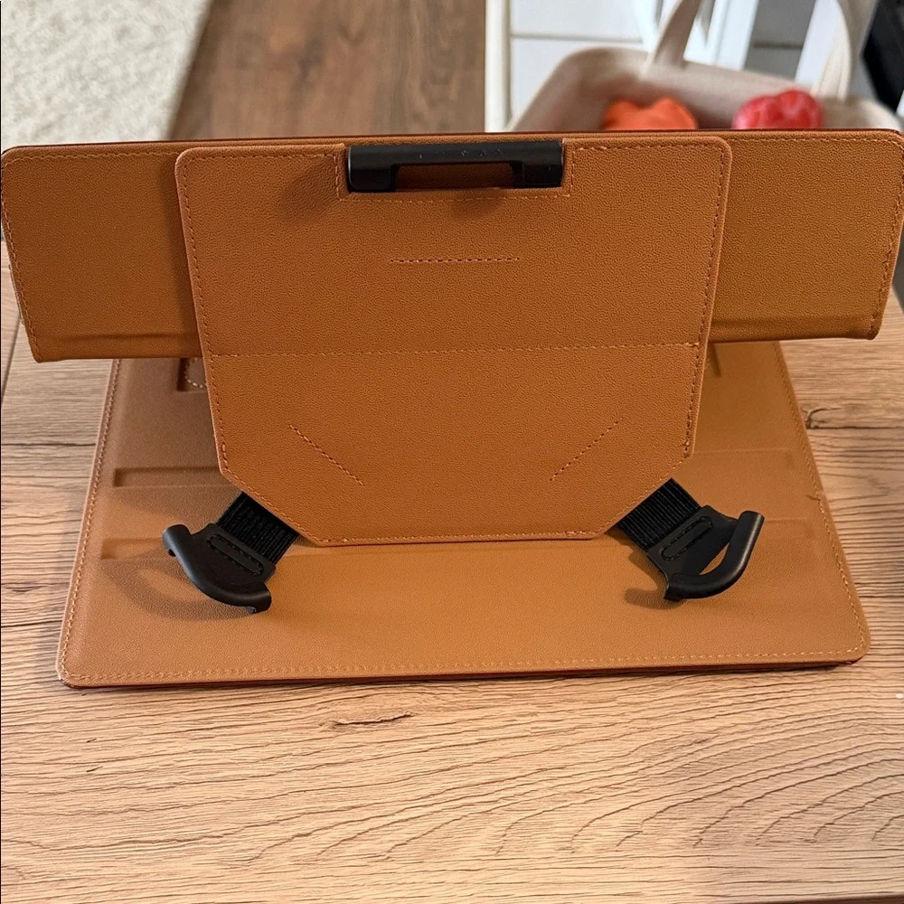 Leather Folio Tablet Keyboard Case - Brown with Anker Ultra-compact Bluetooth KB